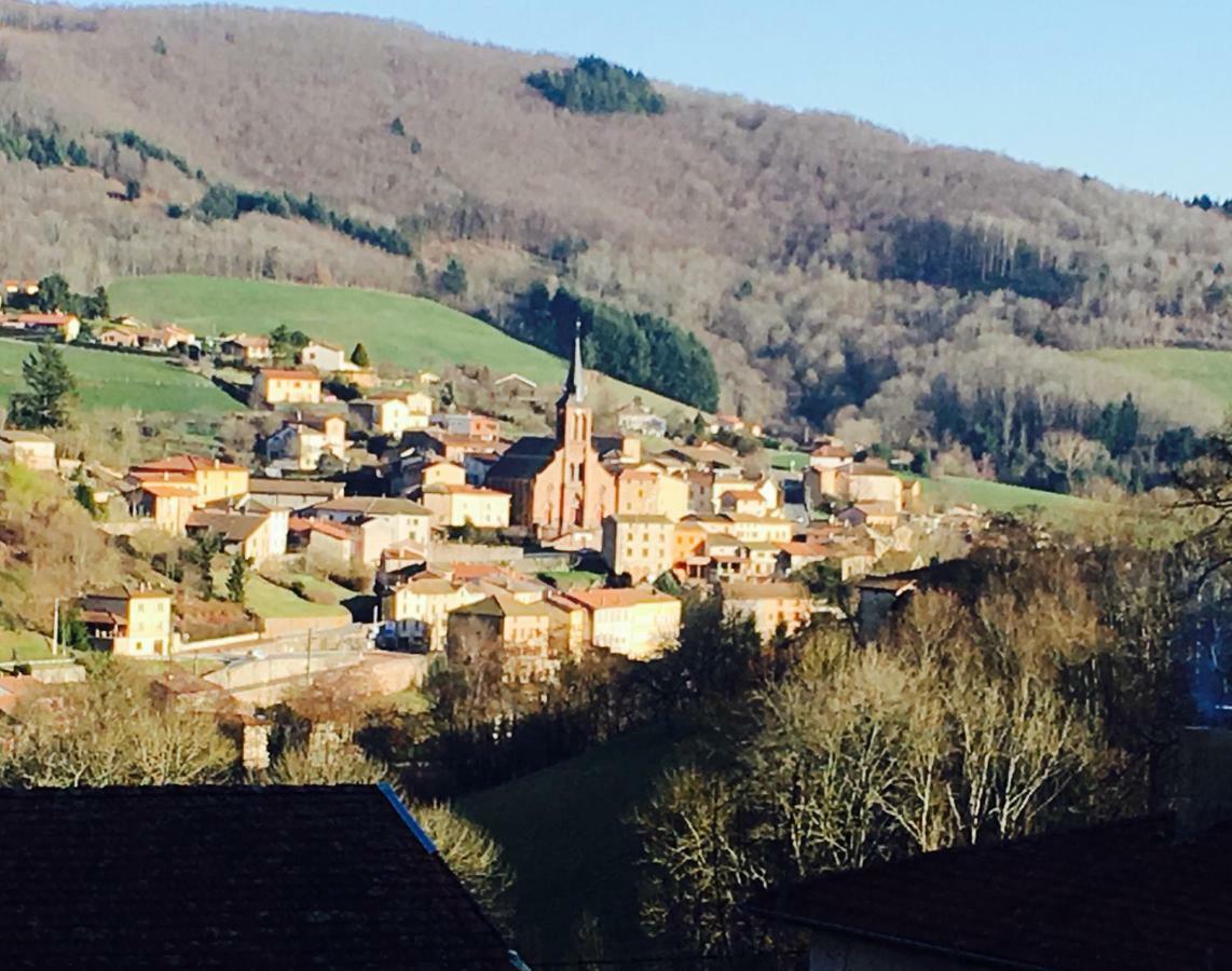 Le Chatel En Beaujolais Valsonne Eksteriør billede