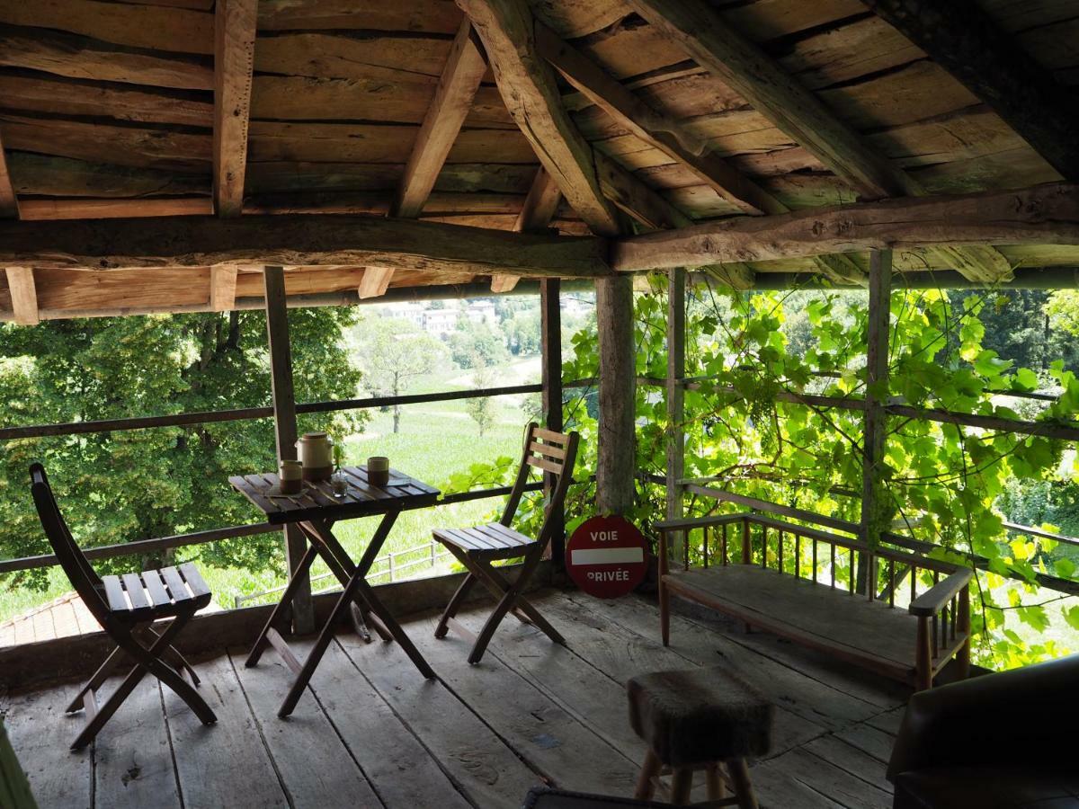 Le Chatel En Beaujolais Valsonne Eksteriør billede