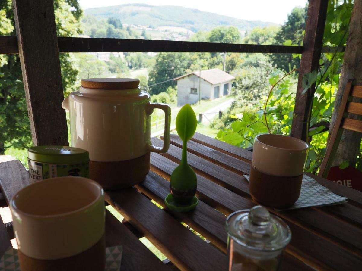 Le Chatel En Beaujolais Valsonne Eksteriør billede