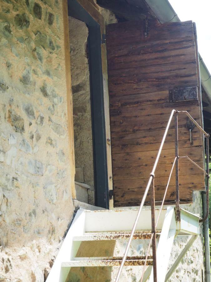 Le Chatel En Beaujolais Valsonne Eksteriør billede